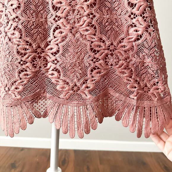 Lovers &‎ Friends Caspian Scalloped Lace Sleeveless Mauve Dress women's medium - Picture 4 of 13